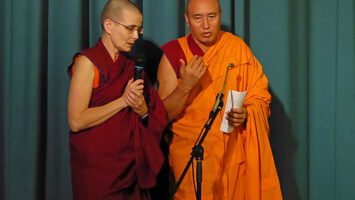 Thumbnail for Folge 56 – Buddhismus in Deutschland